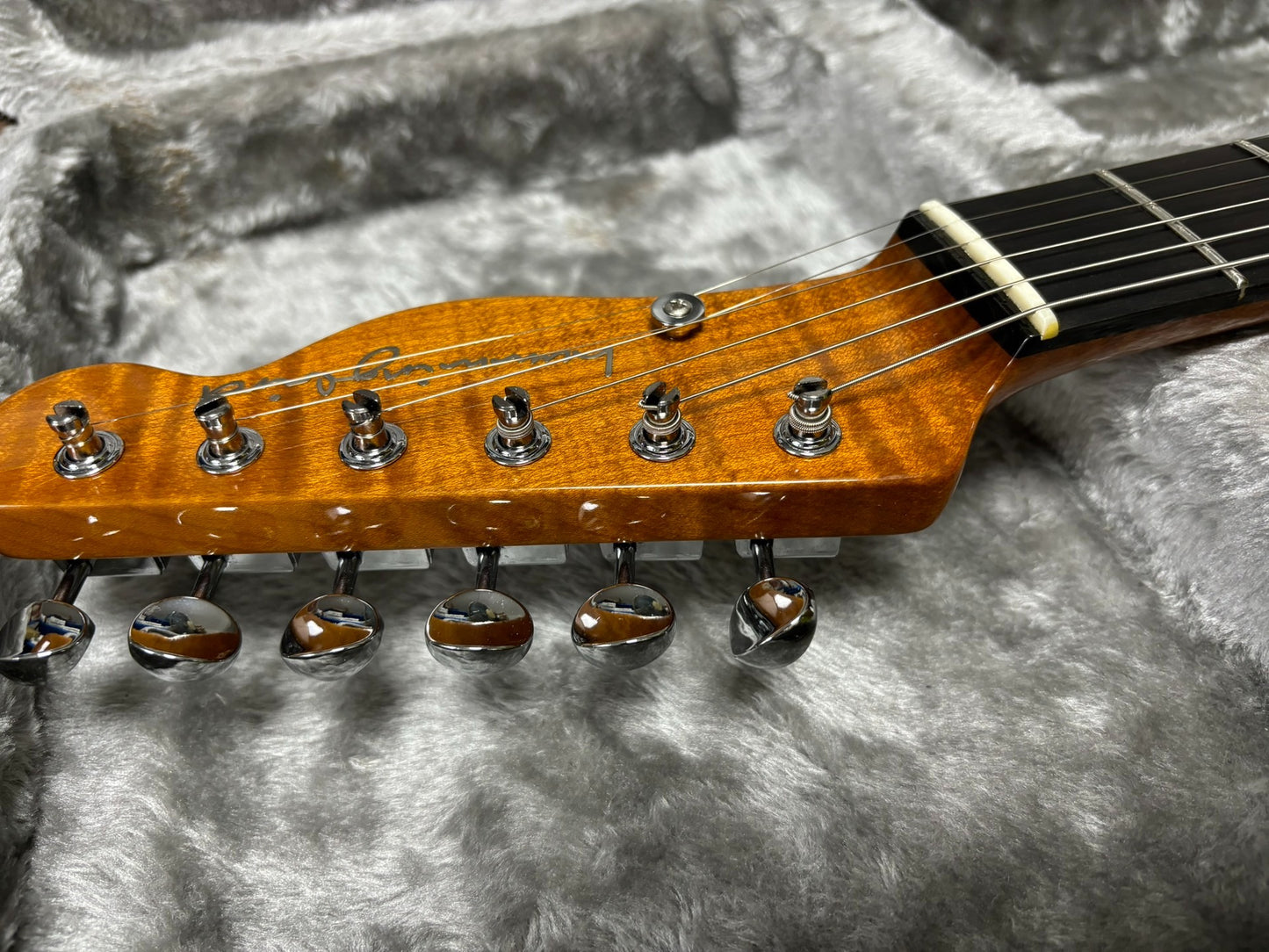 T69 Flame maple Ebony fingerboard